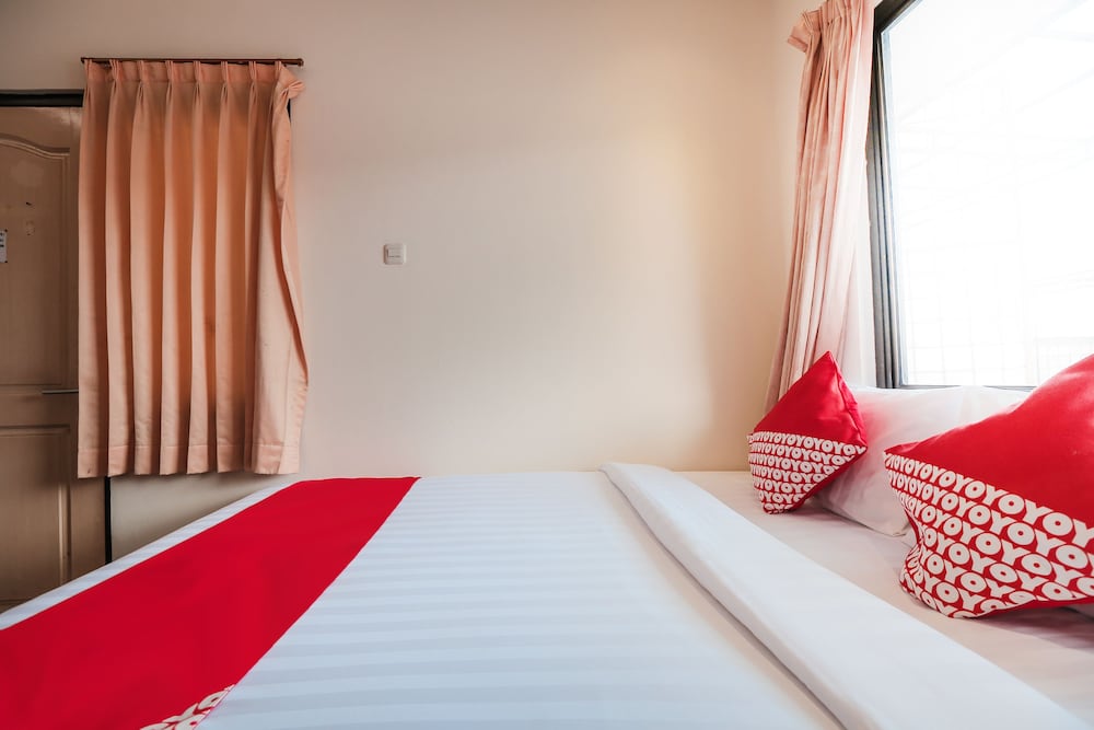 Hotel SUPER OYO Capital O 141 Fatmawati Cozy Residence 13/32