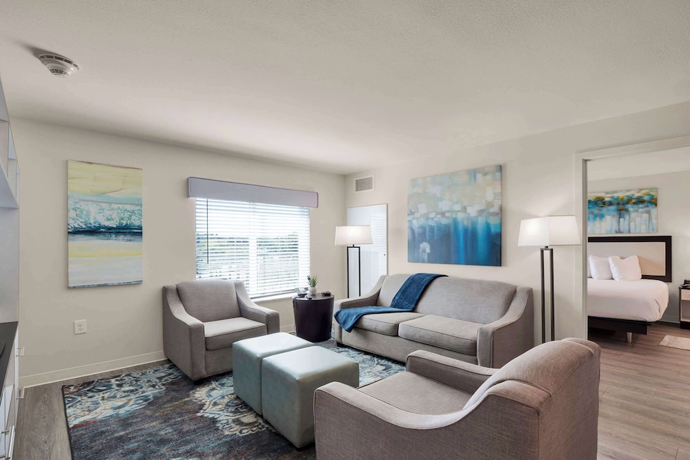 WaterWalk Extended Stay by Wyndham Raleigh - RTP 38/61