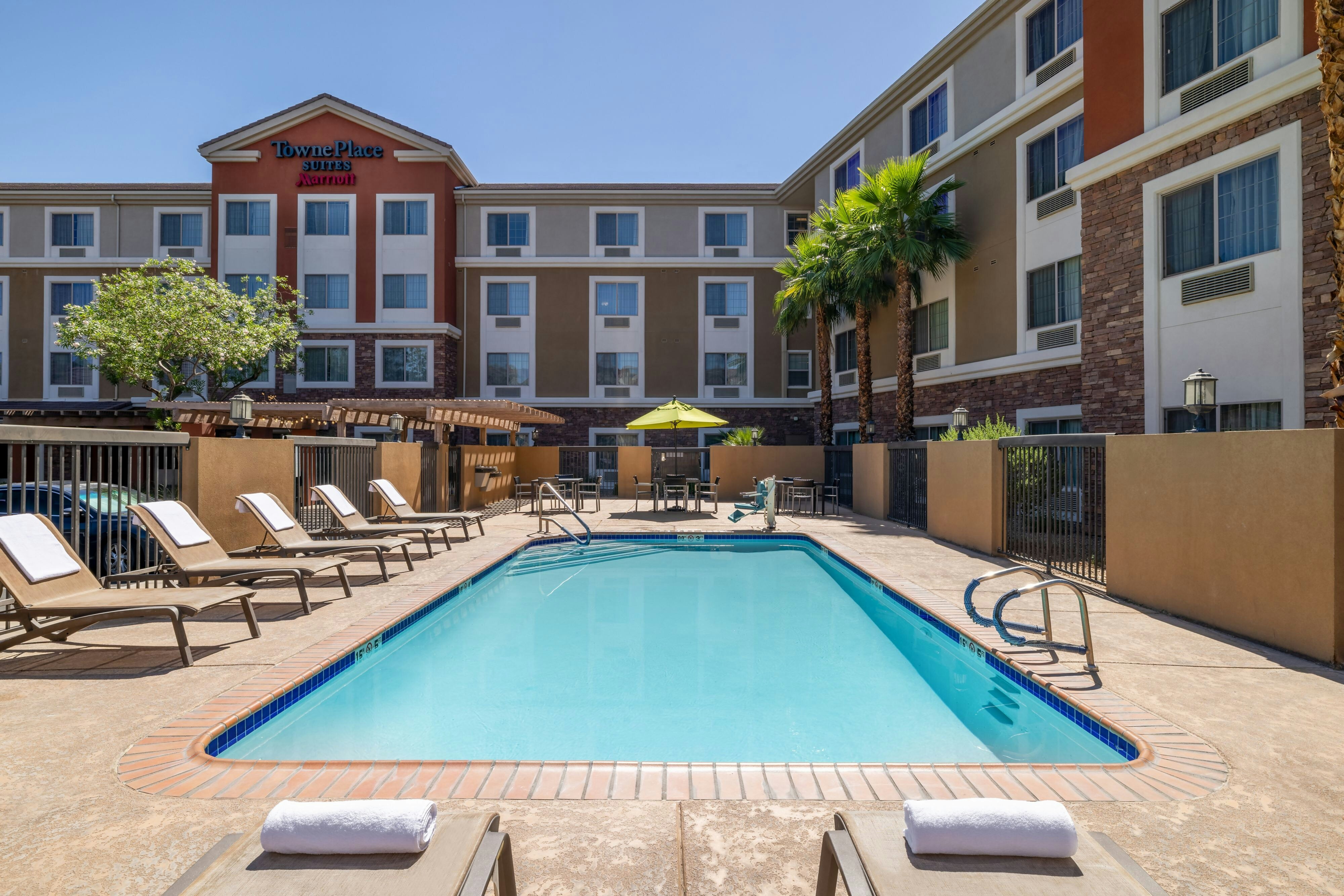 Towneplace Suites By Marriott Henderson 16/18