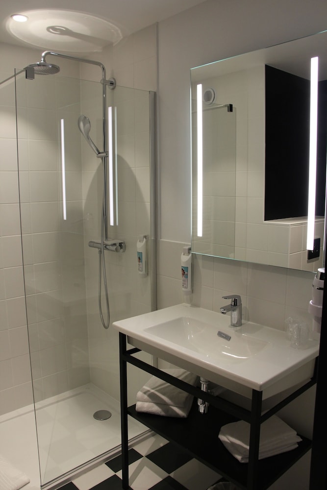 Ibis Le Mans Centre Gare Nord Hotel 15/73