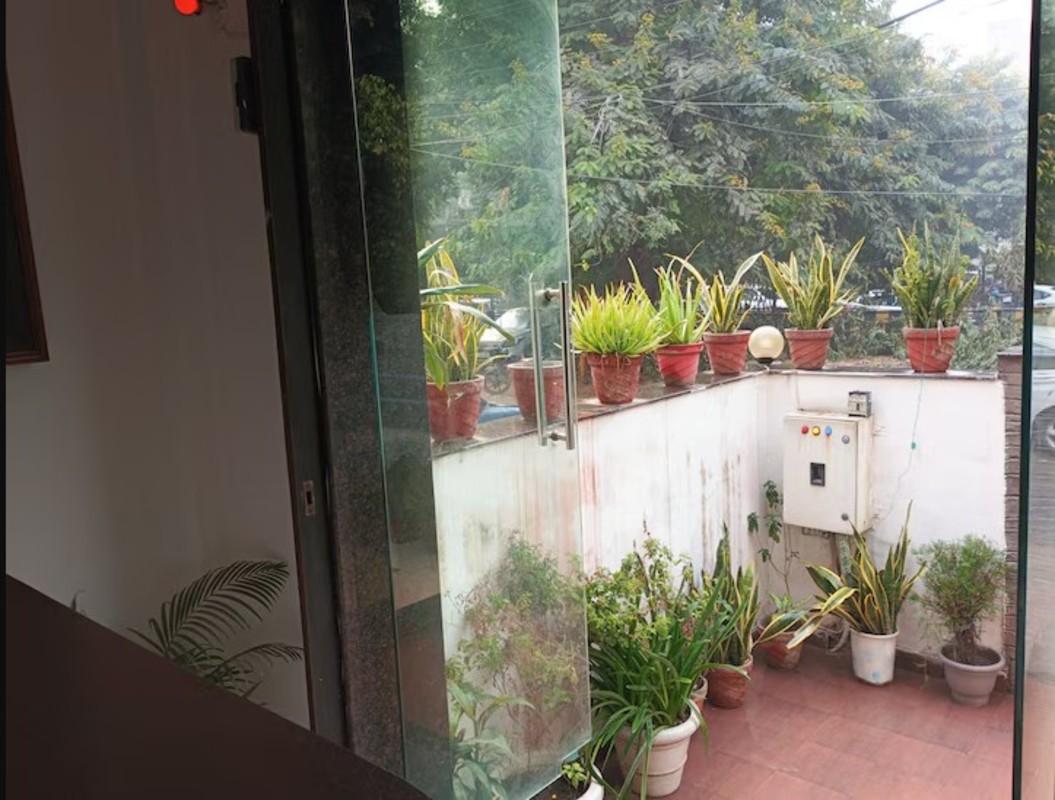 Pacific Inn Huda City Centre Sec 41 7/30