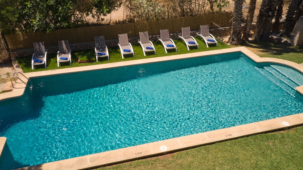 Belle Virrey Finca Hotel 74/76