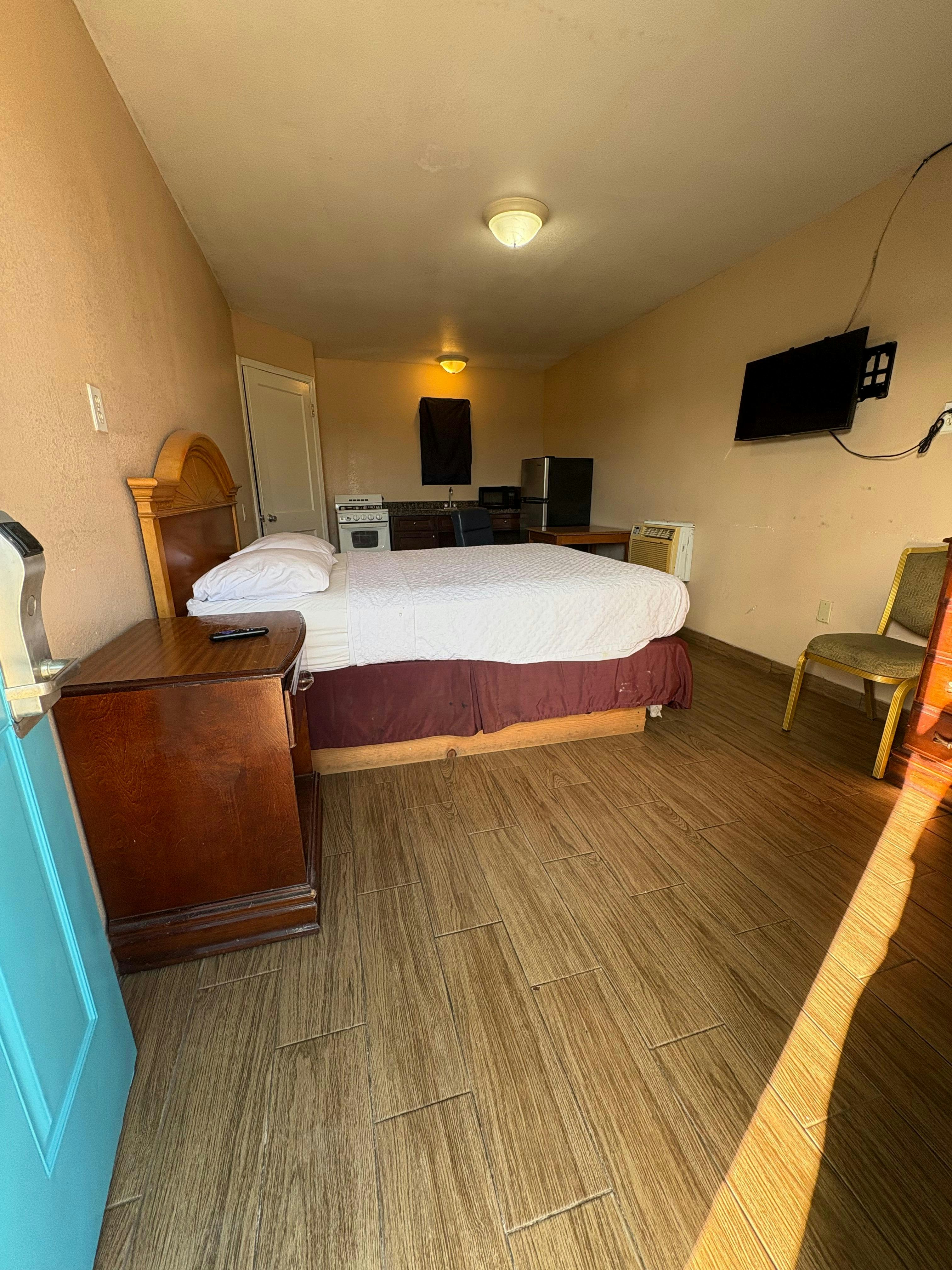 SE Air Motel By Townhouse Corpus Christi Padre Island TX 23/33