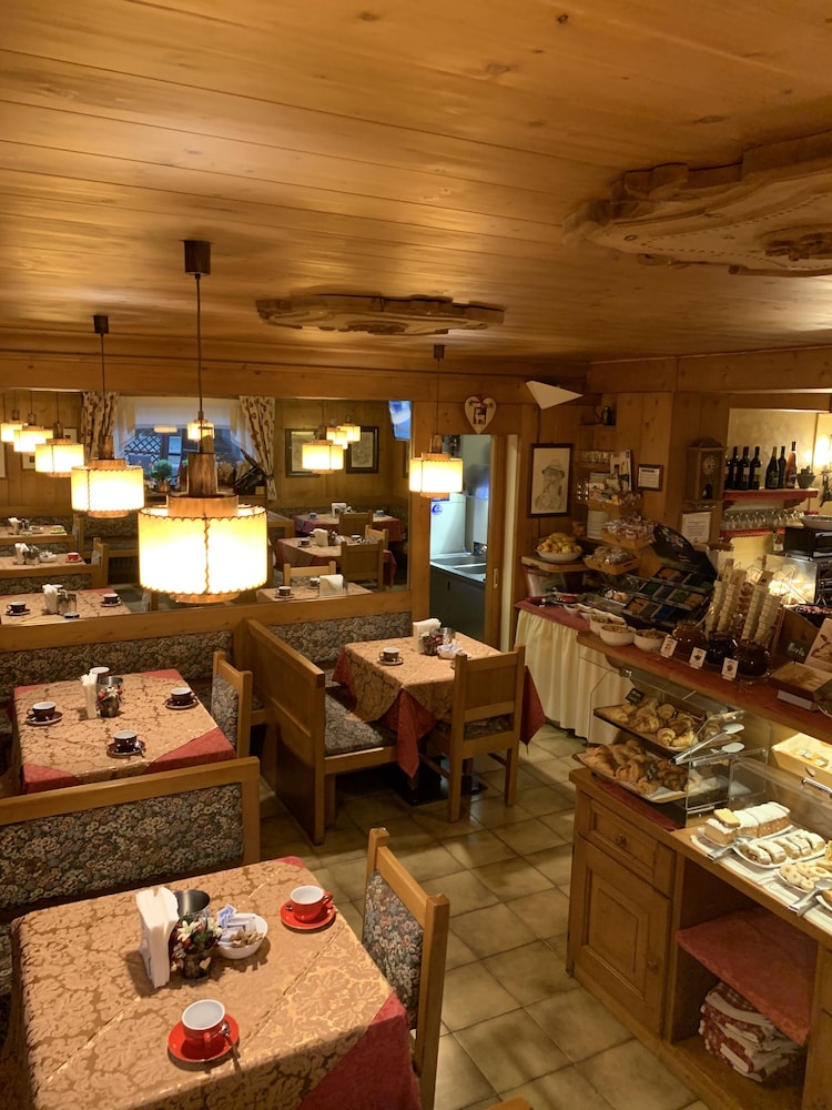 Hotel Meuble Villa Neve 36/50