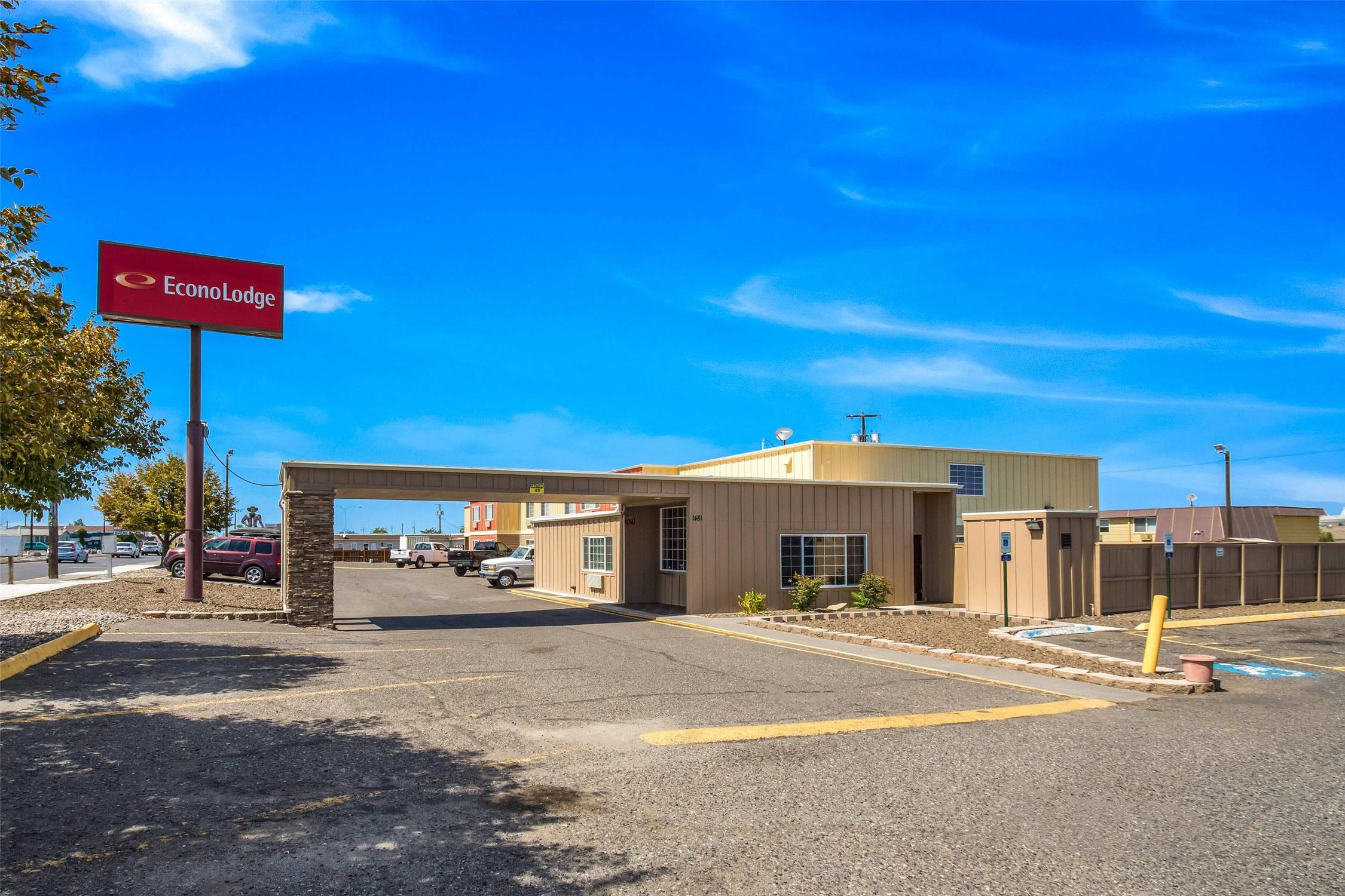Econo Lodge Umatilla Columbia River Area 23/23