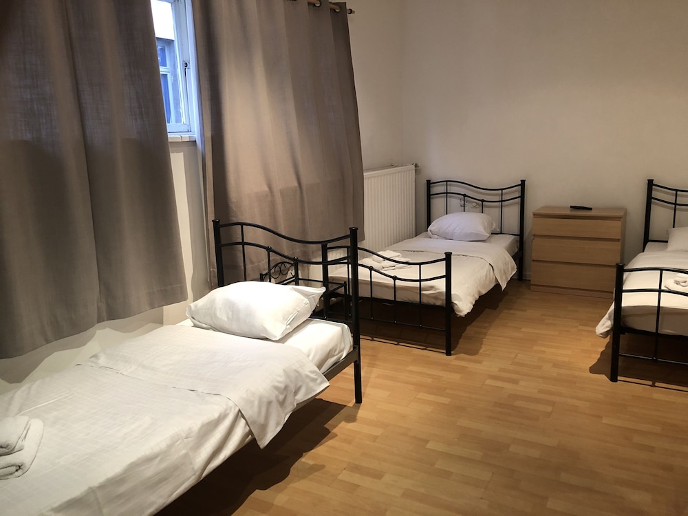 Hotel Abberdeen 12/50