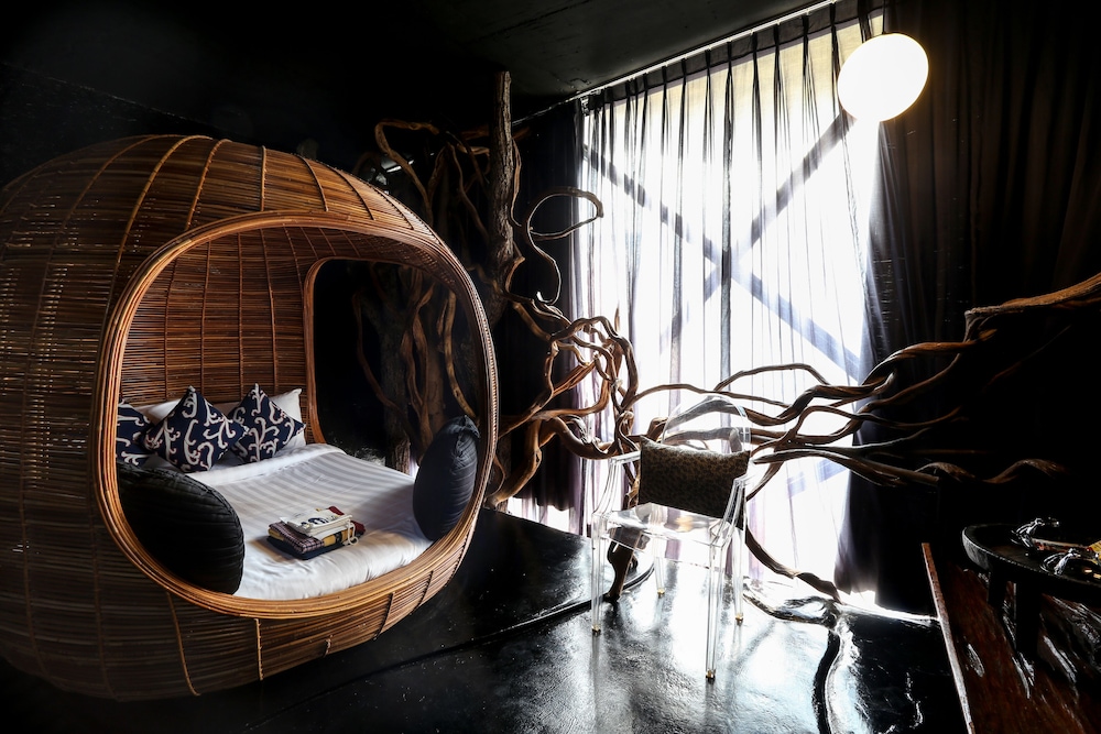 Mo Rooms 28/50
