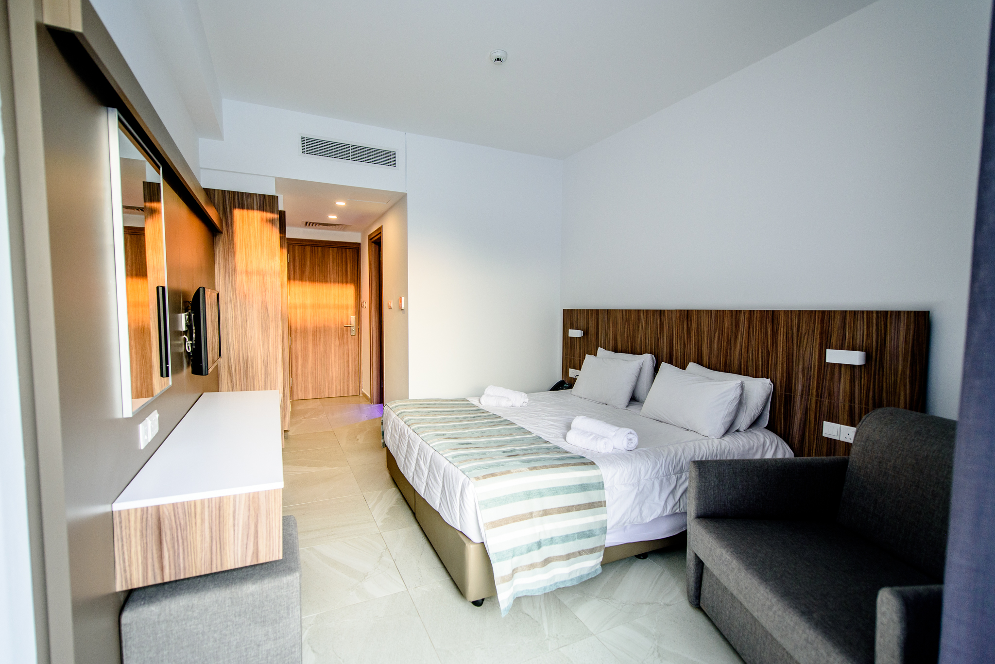 ROOM, SINGLE, POOL VIEW
