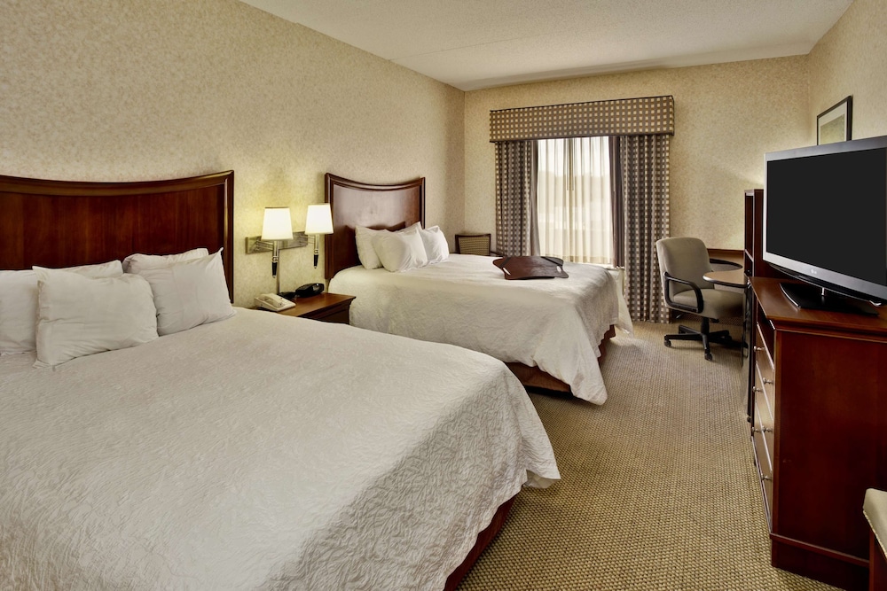Hampton Inn Suites Richmond Virginia Center Va 26/67