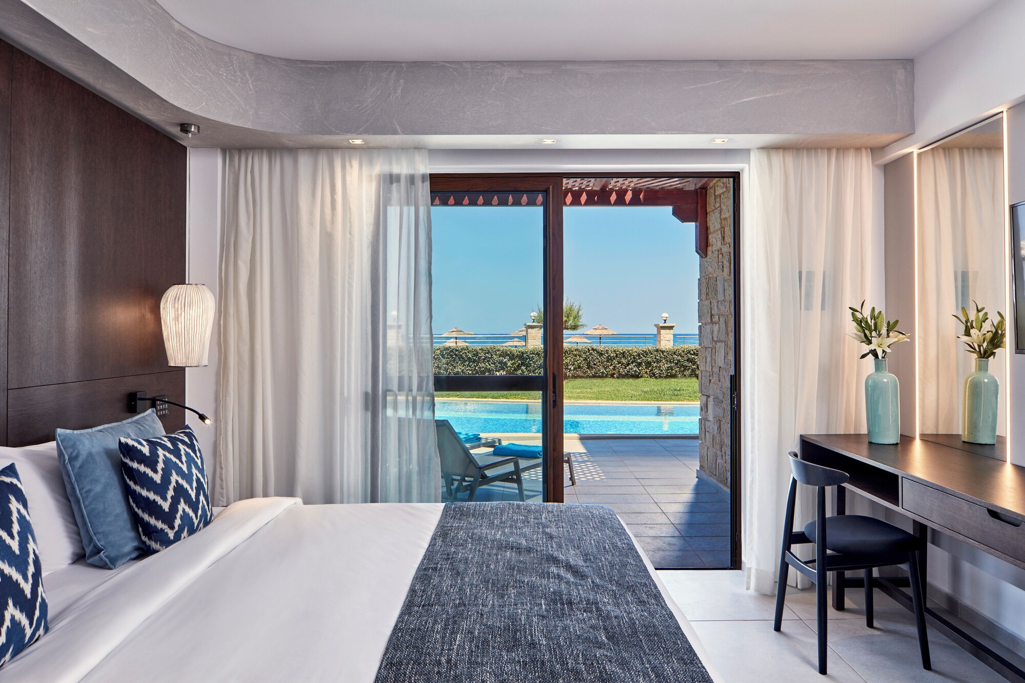 Swim Up, Family Suite, King Bed, Sea View, 2 Sofa