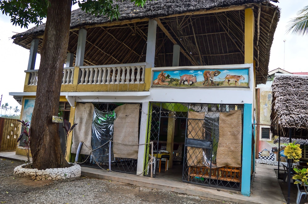Ogalis K Coast Hotel 1/15