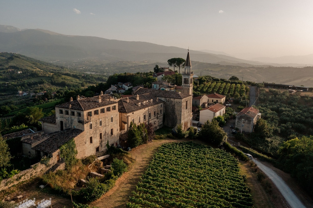 CASTELLO DI SEMIVICOLI 39/44