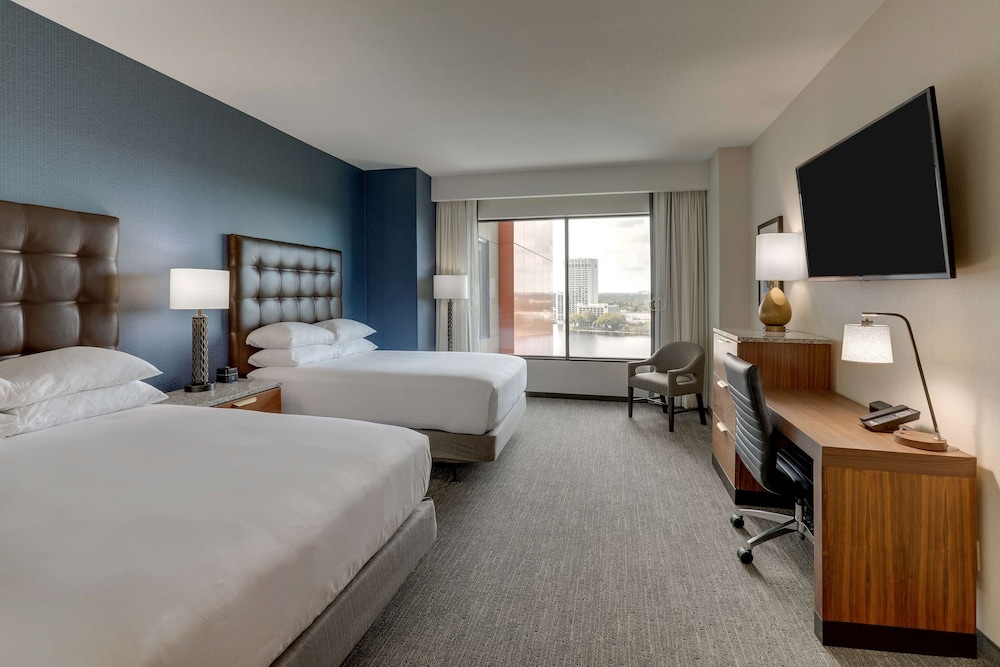Deluxe, 2 Queen Beds, Fireworks View