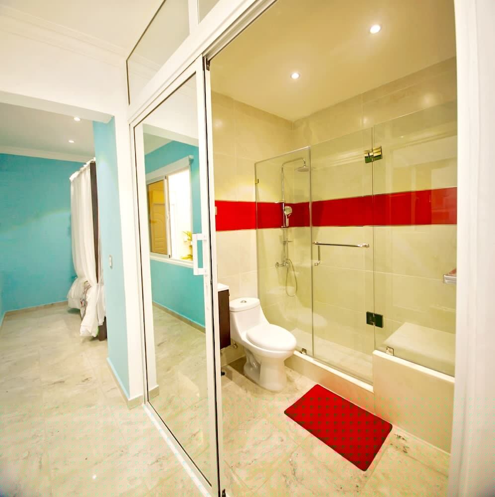 RIG HOTEL BOUTIQUE PUERTO MALECON 24/75