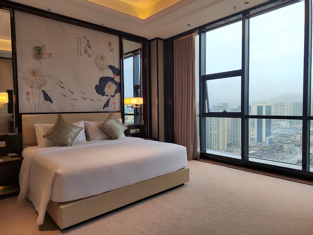 Wyndham Grand Tongren Downtown Hotel 14/56