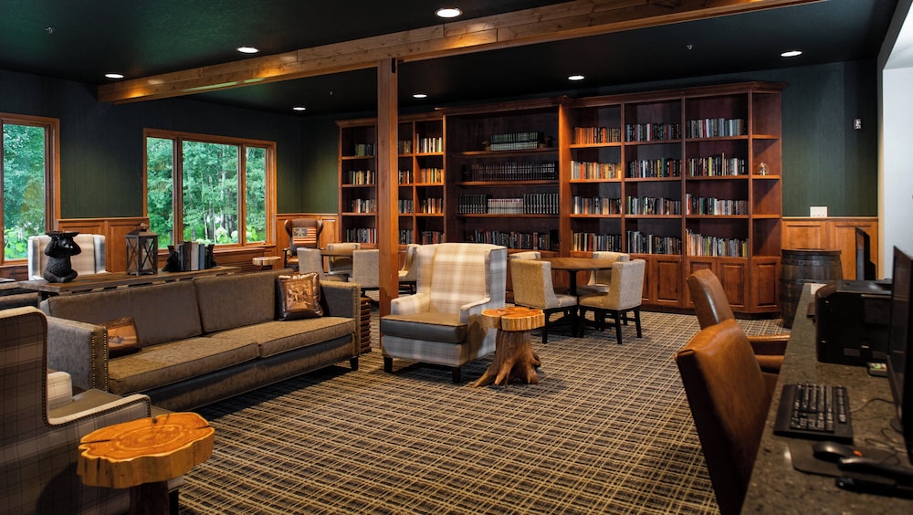 Holiday Inn Express And Suites Hayward 41/66