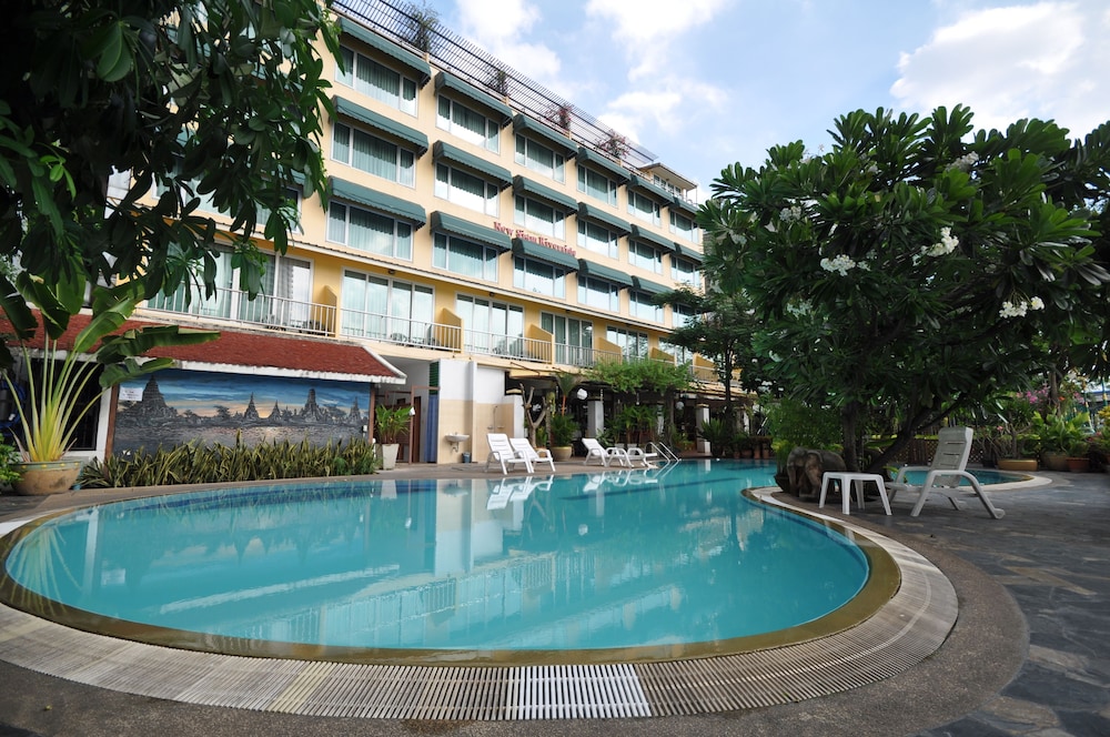 New Siam Riverside 6/64