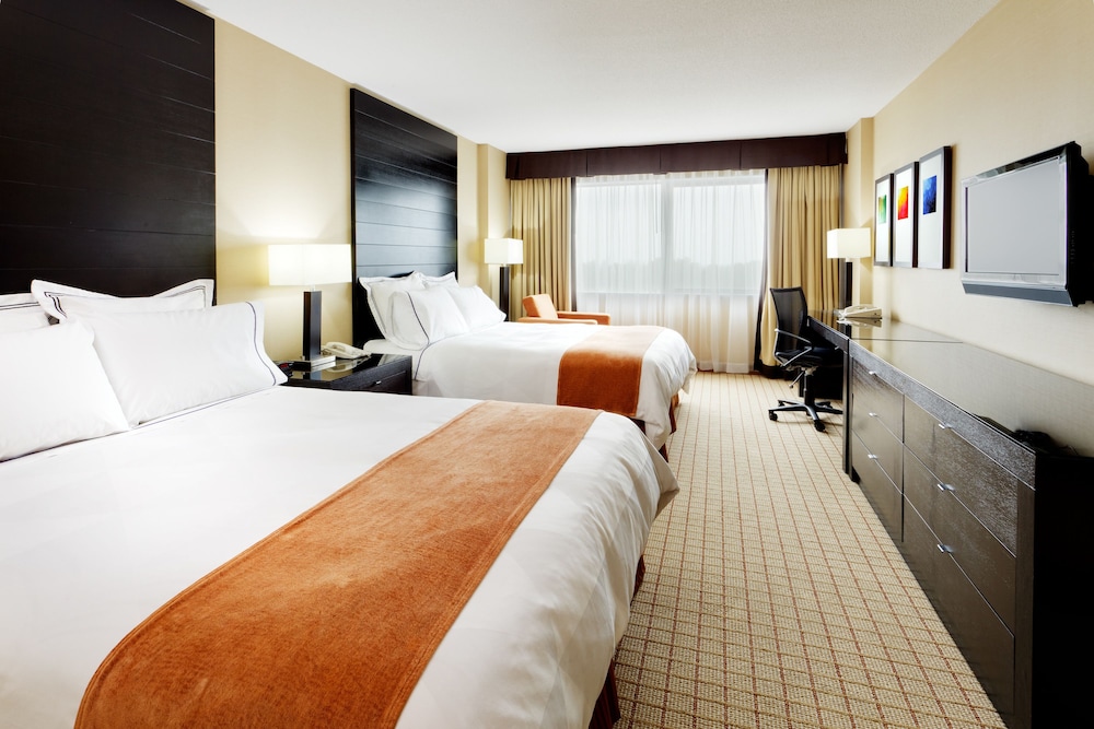 Radisson Hotel Vancouver Airport 12/45