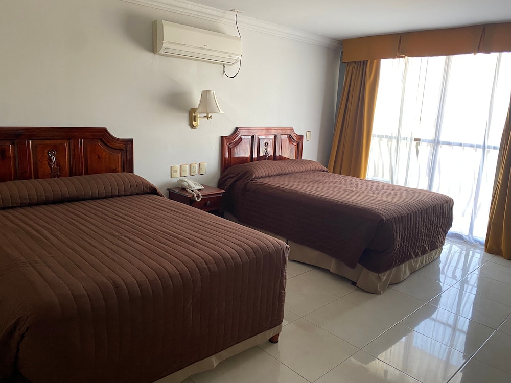 Grand Royal Tampico 19/58