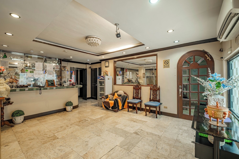 Hotel Juliano 8/66