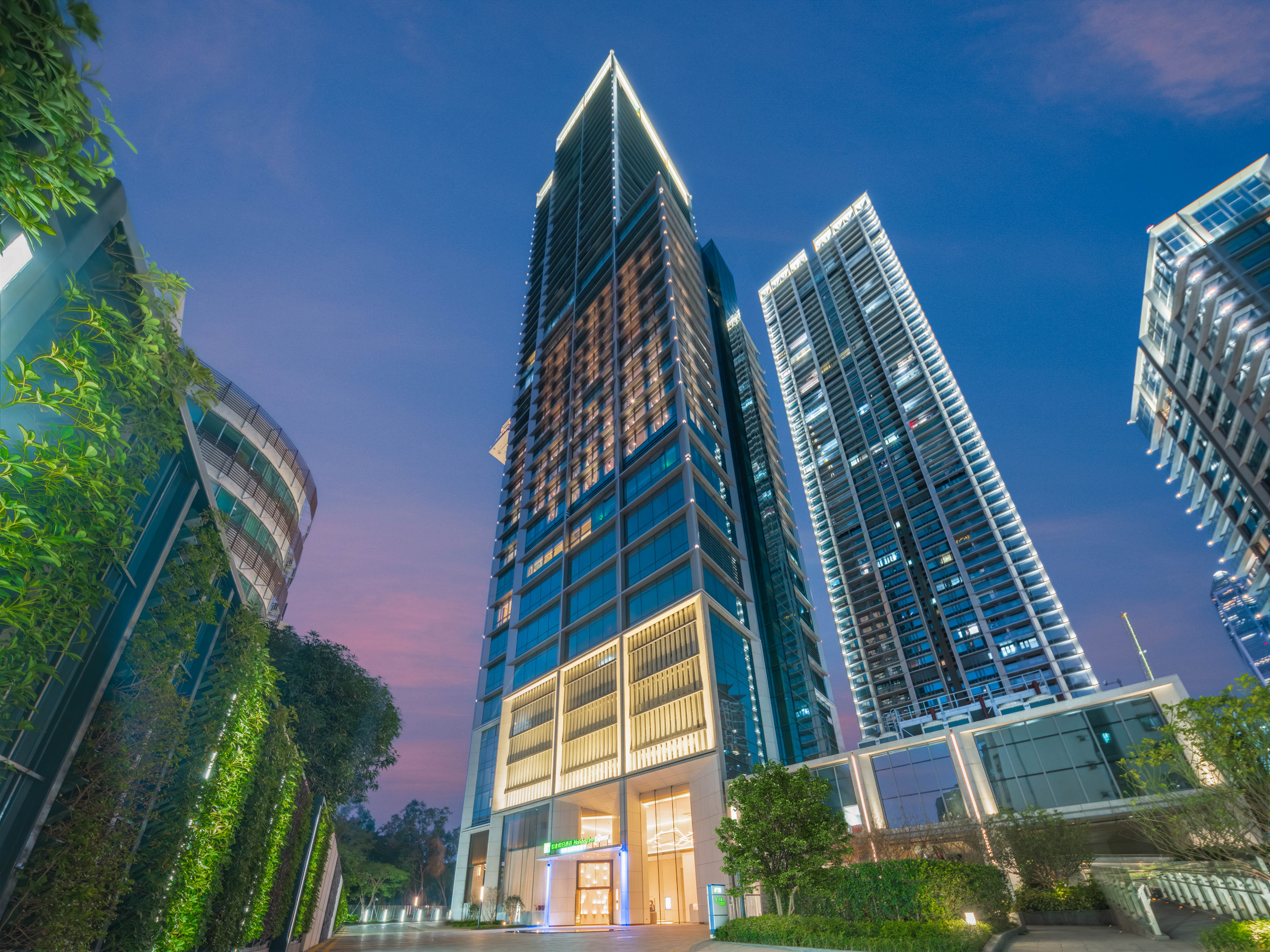 Holiday Inn Express Shenzhen Futian Center 5/63