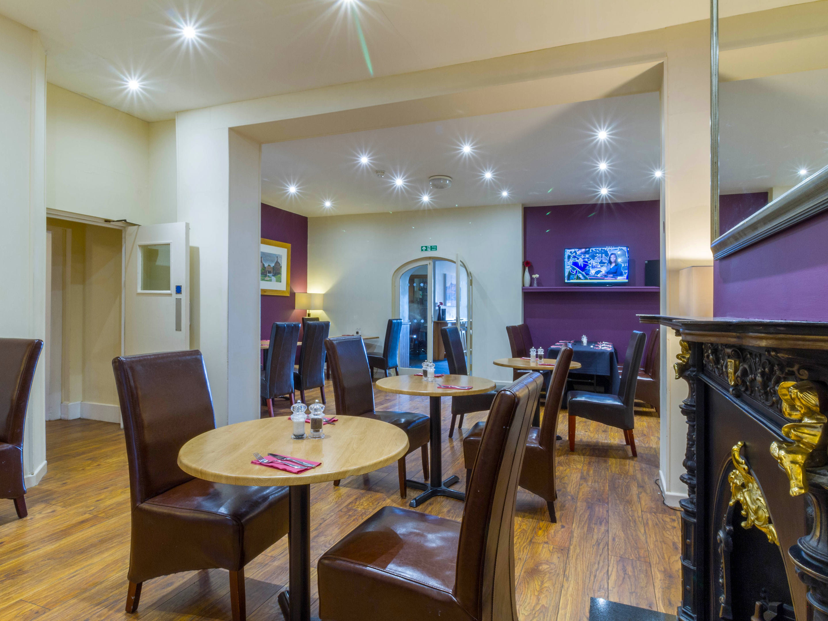 Springfield Hotel & Health Club 34/48