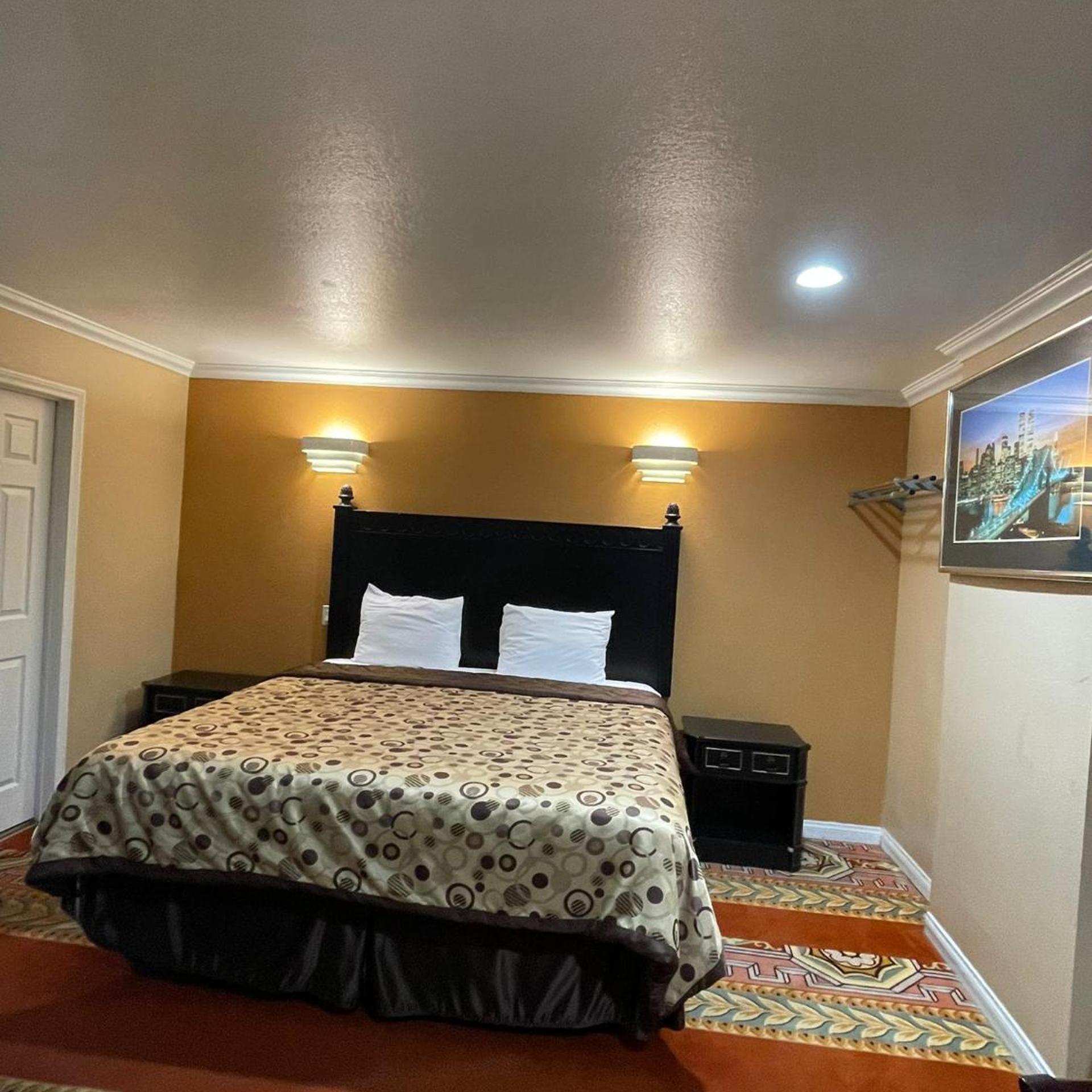 Sunrise Inn Gardena 9/27