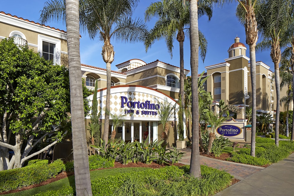 Anaheim Portofino Inn and Suites 7/30