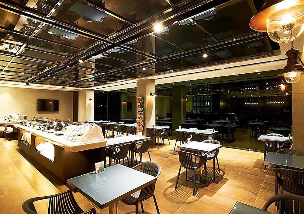 Royal Group Hotel Bo Ai Branch 20/28