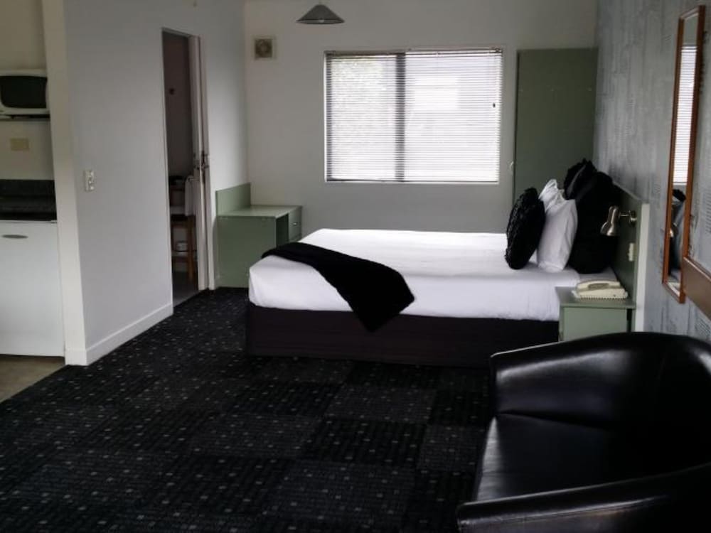 Abode on Courtenay Motor Inn 20/30