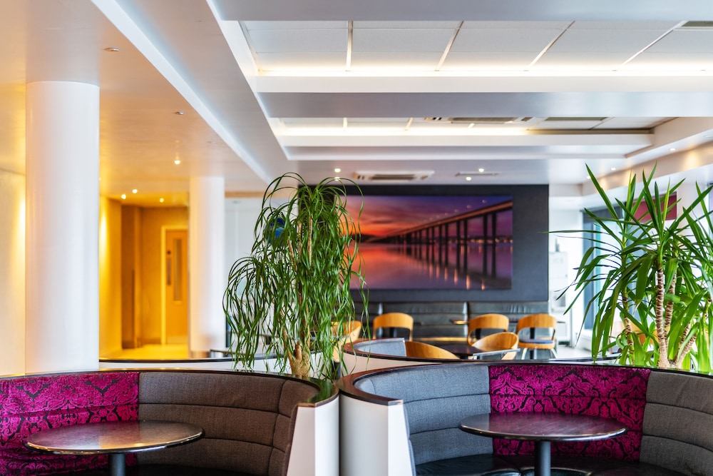 Holiday Inn Express Dundee 9/51