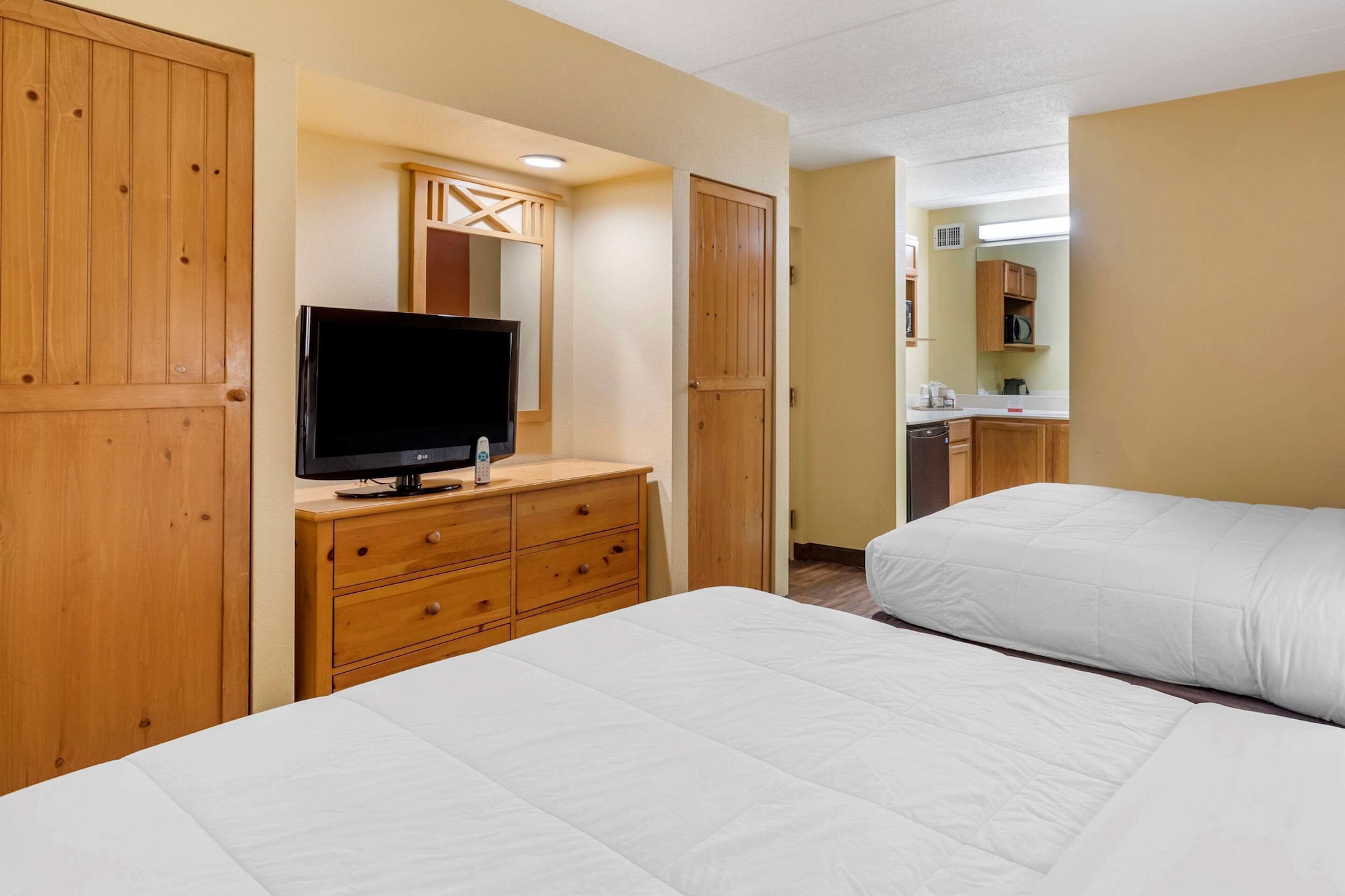 غرفة قياسية بسريرين كوين، Econo Lodge Pigeon Forge Riverside 7/10