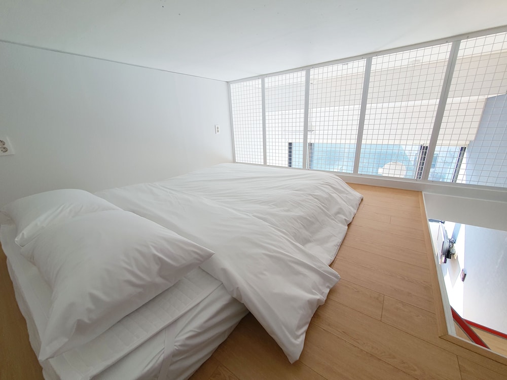 Yolo Guesthouse - Hostel 23/50
