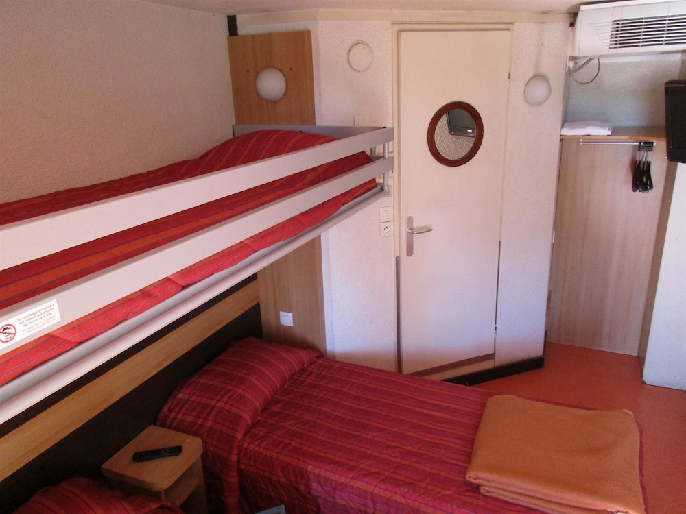 Premiere Classe Avignon Nord - Le Pontet 25/60