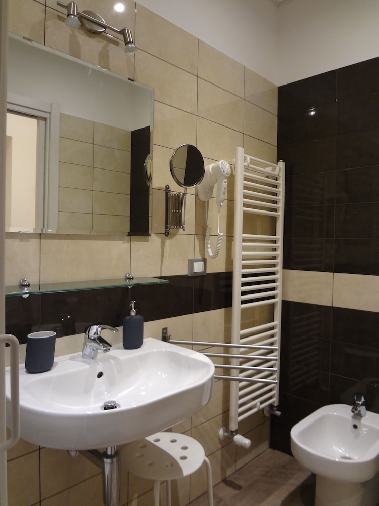 Rooms Boutique Carducci 49/50