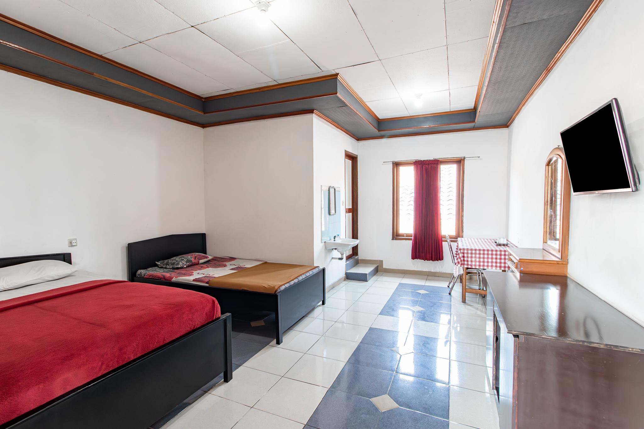 Room, Queen Bed