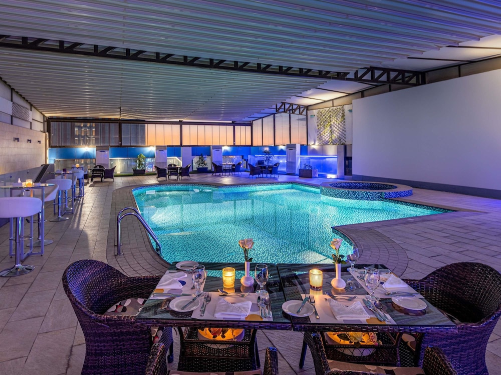 نوفوتيل جدة(Novotel Jeddah Tahlia) 37/75