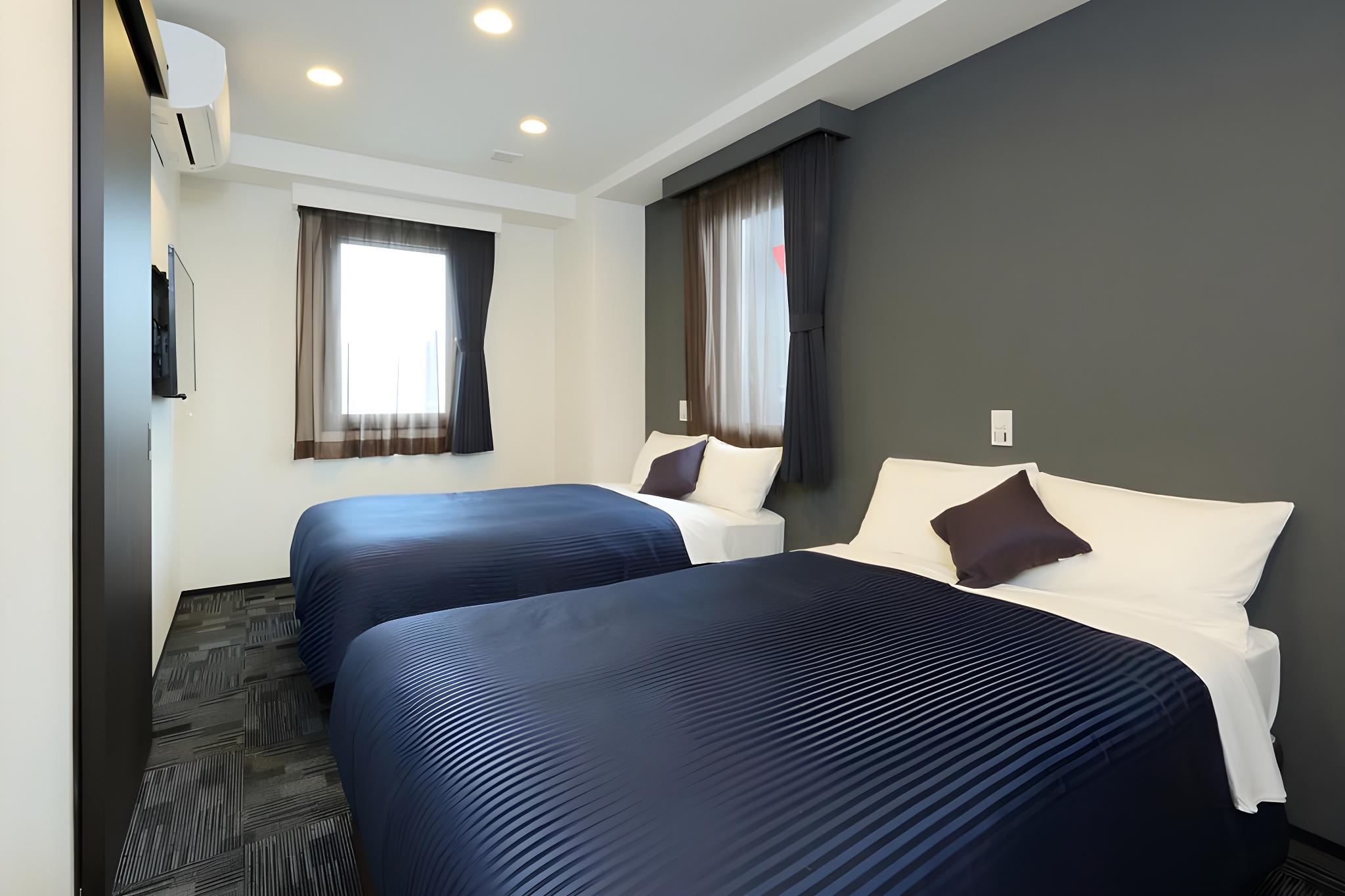 Semi Room, Twin Beds, Smoking