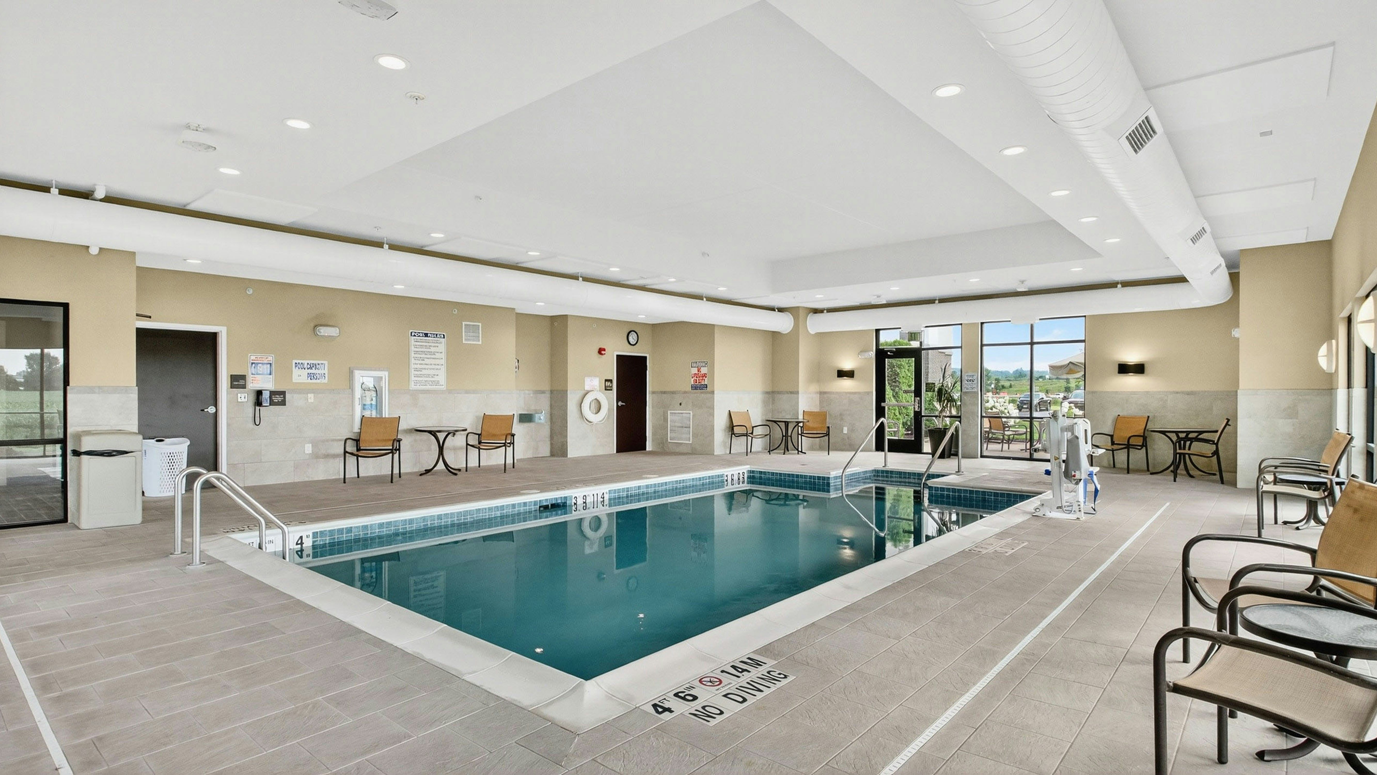 Hampton Inn Suites Chippewa Falls Wi 7/15