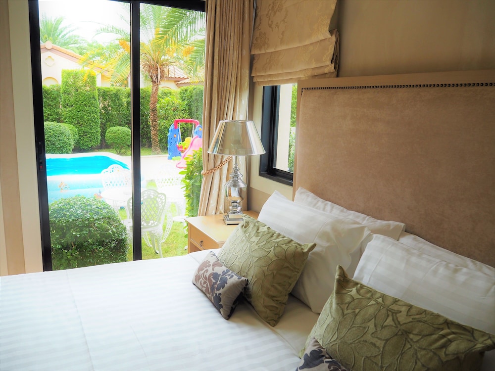 Chivani Pattaya 15/45