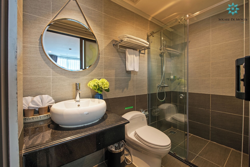 Bonsella Prestige Hotel and Spa 70/71
