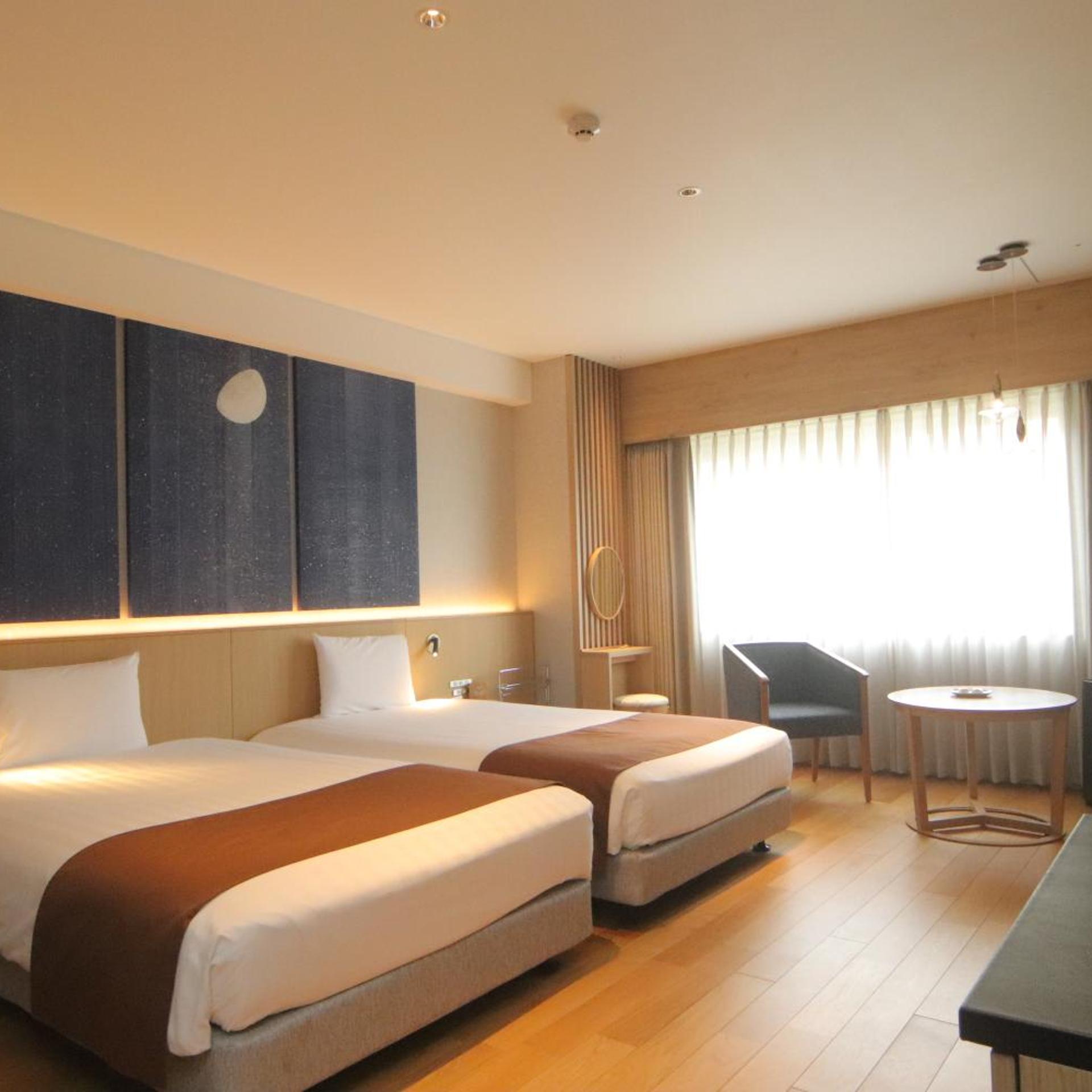 GOLD, SUPERIOR, TWIN BEDS