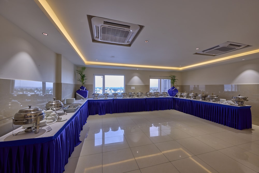 Grand Continent Hosur A Sarovar Portico Affiliate Hotel 20/47