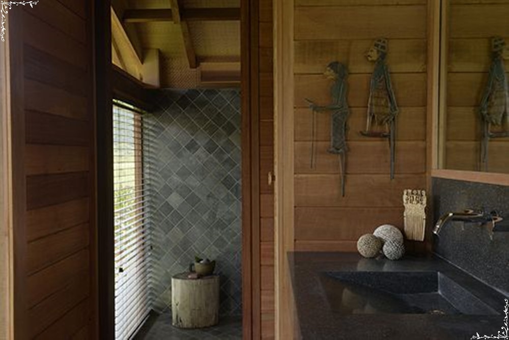 Sanak Retreat Bali 50/50