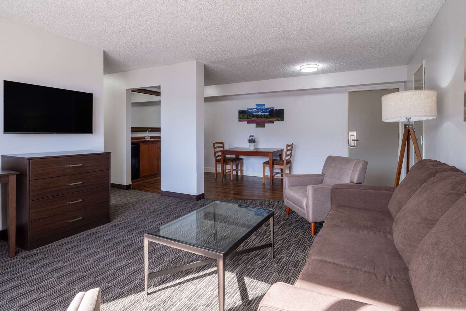 Ramada by Wyndham Juneau 46/61