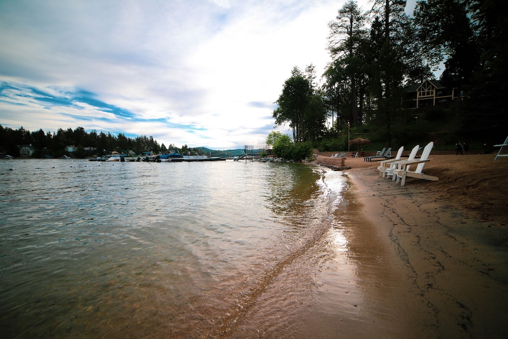 Lake Arrowhead Resort And Spa 42/49