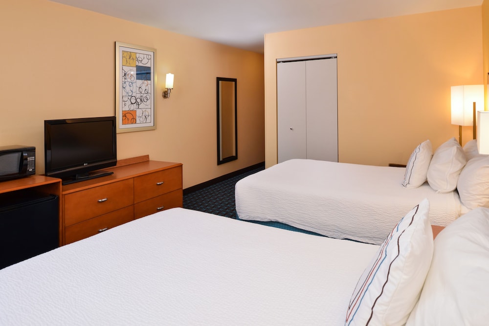 Fairfield Inn Suites Fort Wayne 3/30