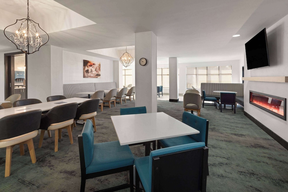 restaurant cafeteria