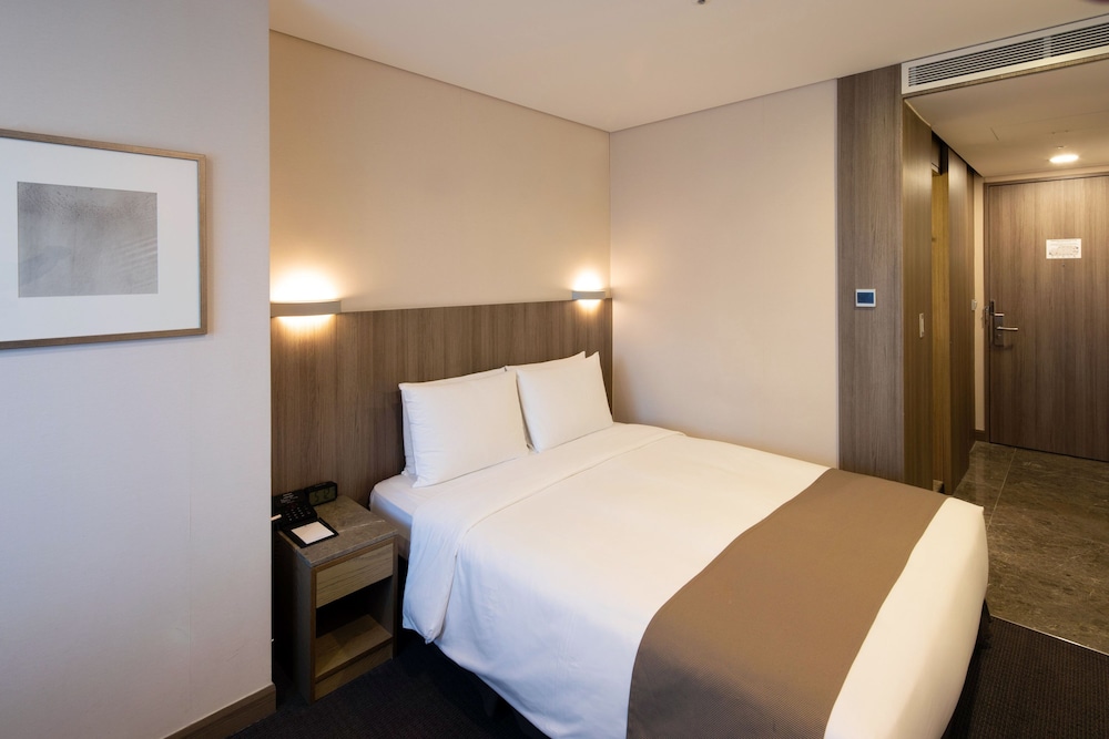 Amid Hotel Seoul 26/65