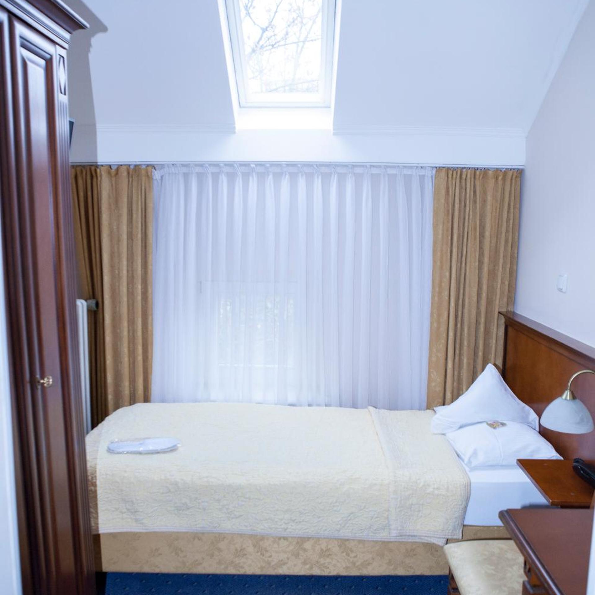 Room, Single, External Bathroom